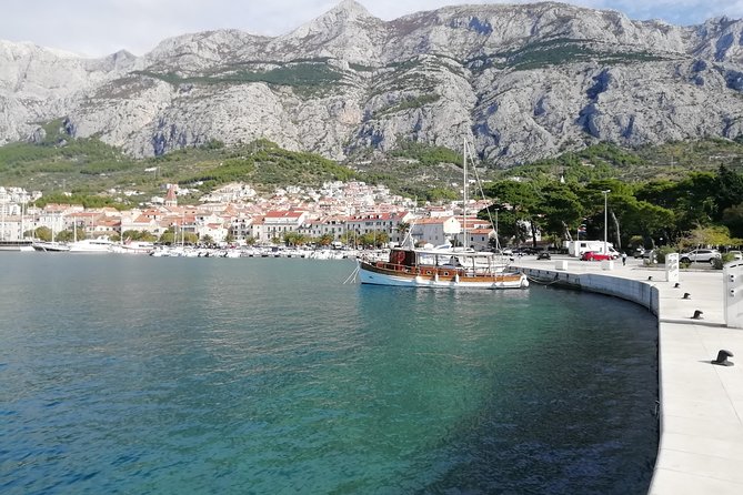 Private transfer: Split to Dubrovnik with side-trip to Makarska - Leaving Split with your own driver