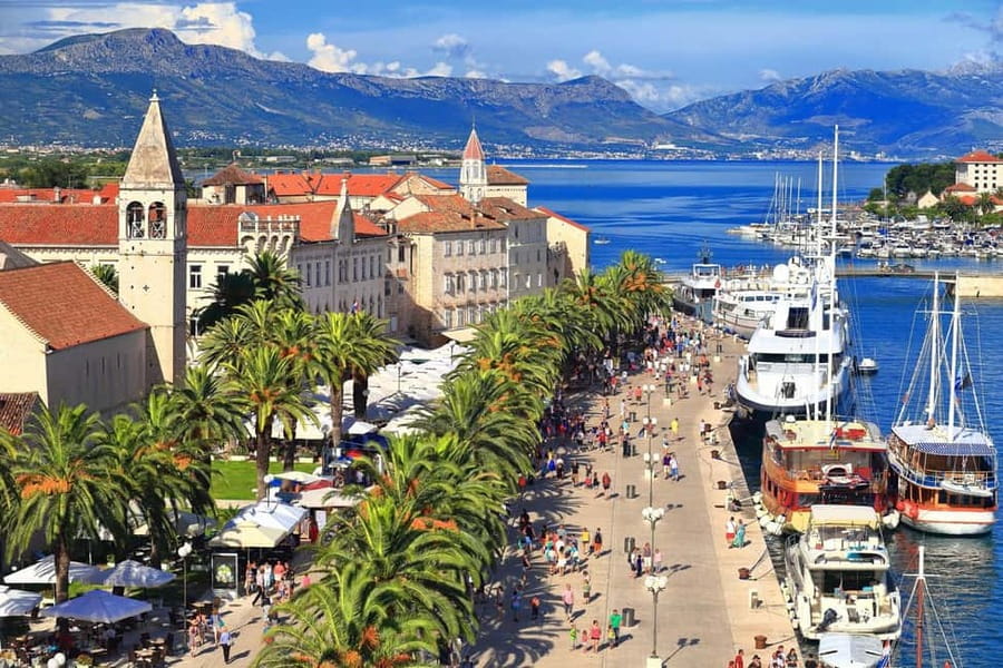 Private Trogir walking tour with LOCAL guide - Small Streets With Big Stories