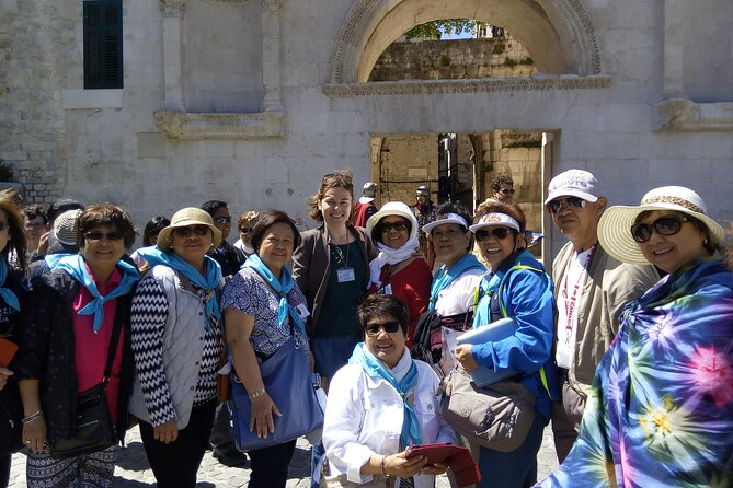 Private Walking Tour in Split Old Town (ENG, FRA, ITA, ESP) - Beginning on the Riva with the palace in view
