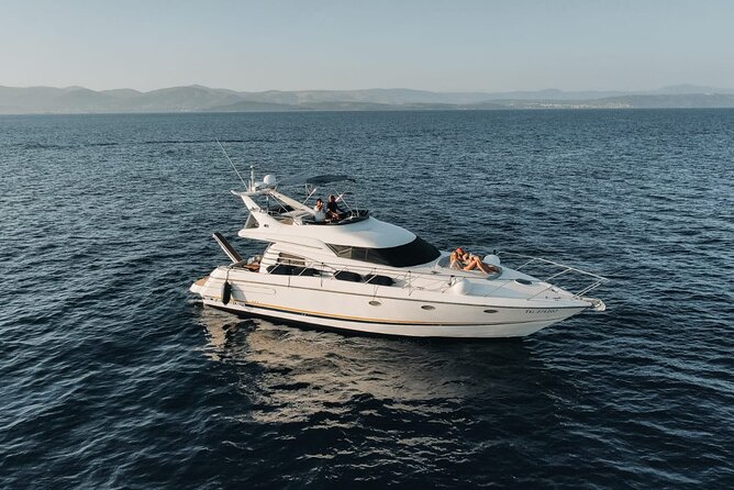 Private Yacht Tour From Split-Explore Adriatic Islands - Starting early and settling into the yacht