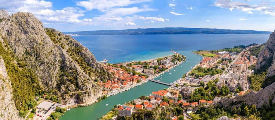 Rafting on Cetina river from Split - Who will enjoy this Cetina outing most