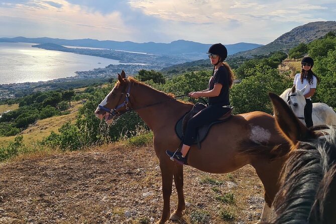 Ranch 22 Podstrana, " Horse riding 12 km from SPLIT " - A private ride with room to breathe
