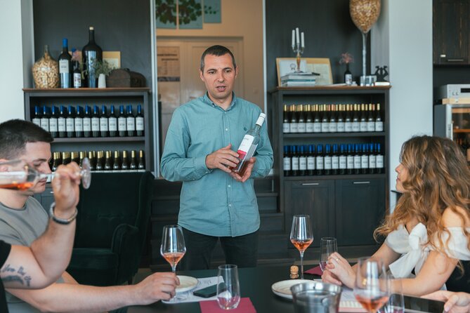 Red (Wine Tasting) Tour - What the wines and food add to the visit