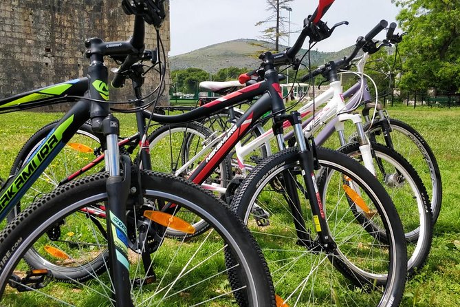 Rent a bike in Trogir - The ride to Gospa of Prizidnice