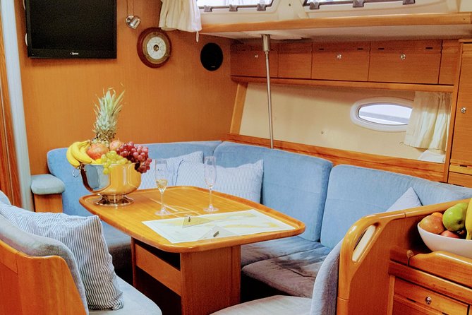 Sailboat tour to the islands - What you get to eat and drink