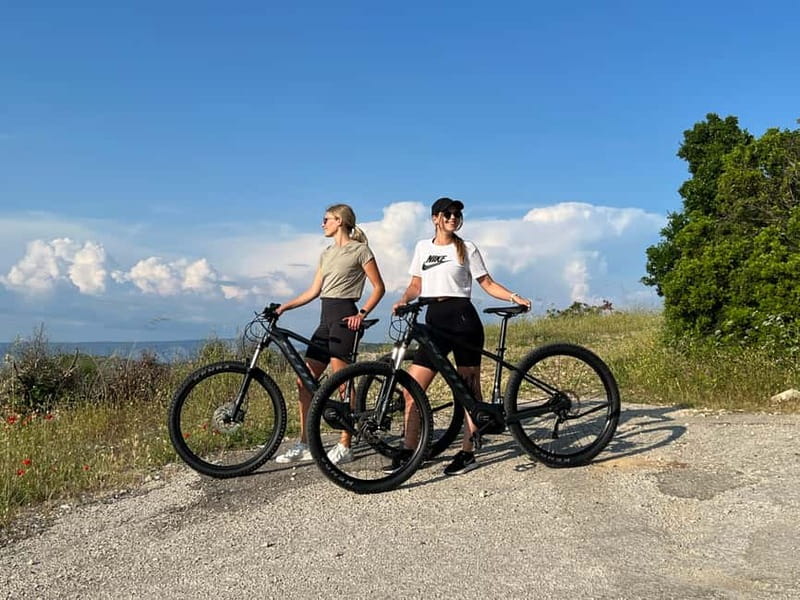Self-guided mountain bike tour (non-electric) - Quiet roads beyond Hvar town