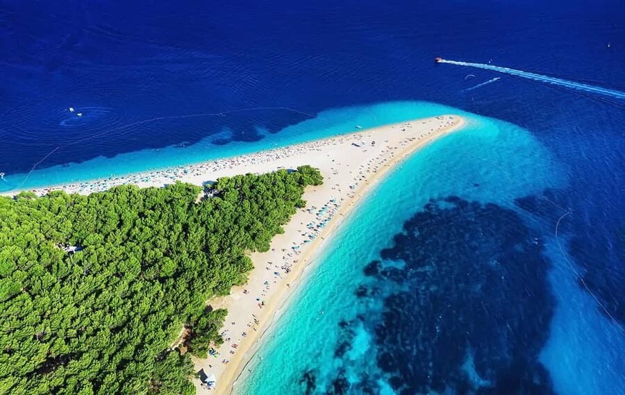 Speedboat to 3 islands: Hvar, Brač, Zečevo with watersports - Zlatni Rat, Brač’s famous beach