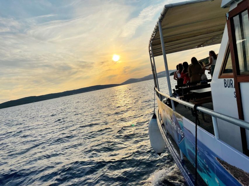 Split: 1.5-Hour Riviera Boat Cruise with a Free Drink - How this compares with seeing Split from shore