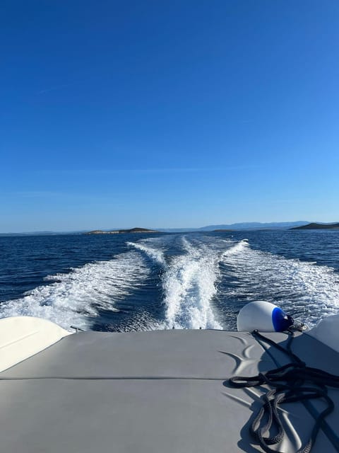 Split: 5 Islands Full-Day Tour to Blue Cave, Vis & Hvar - Pakleni islands and the quieter final stop