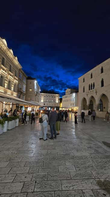 Split and Diocletian's Palace walking tour with a local guid - Streets, squares, and the palace as a living city