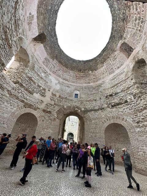 Split and Diocletian's Palace walking tour with a local guid - How the timing and pace affect the experience