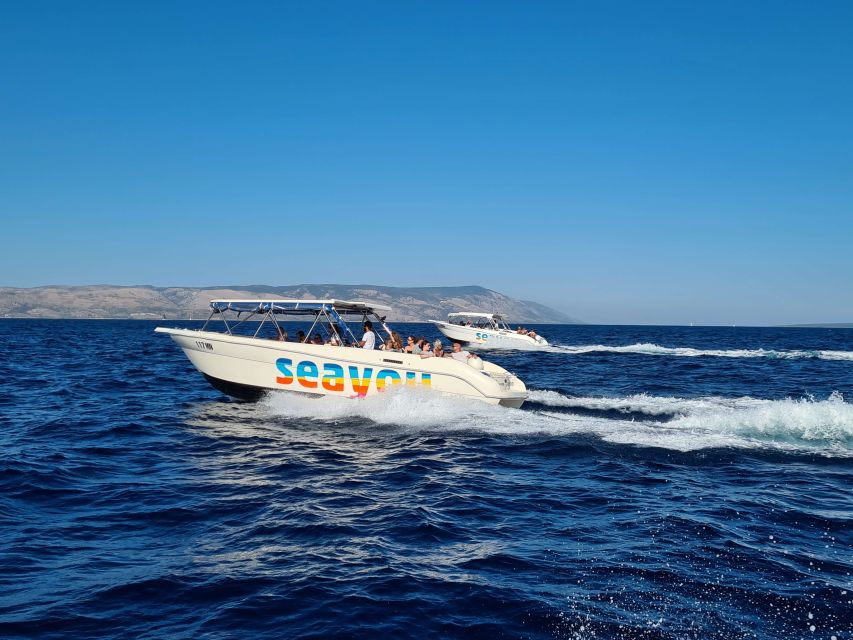 Split: Bisevo, Vis, and Hvar Boat Tour with Snorkel Stops - A coffee stop in Komiza on Vis