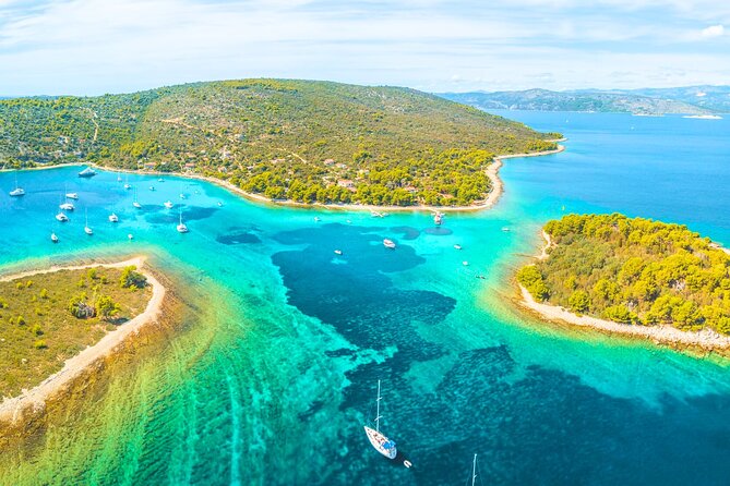 Split: Blue Lagoon & 3 Islands Speedboat Tour - Small group - Guides can shape the whole day