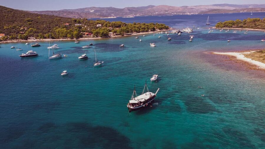 Split: Blue Lagoon & 3 Islands Tour with Lunch & Hidden Bay - The boat ride and the wooden-ship question