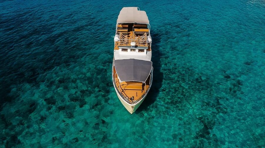 Split: Blue Lagoon and 3 Island Cruise with Food and Drinks - From Split’s Riva to a full day on the water