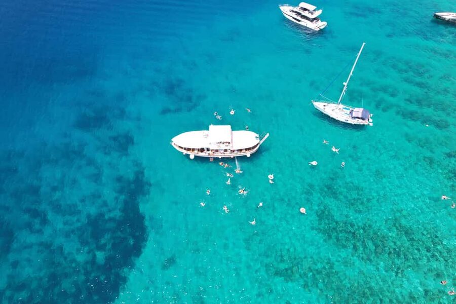 Split: Blue Lagoon and Šolta Boat Tour with Lunch and Drinks - Key points to know before booking
