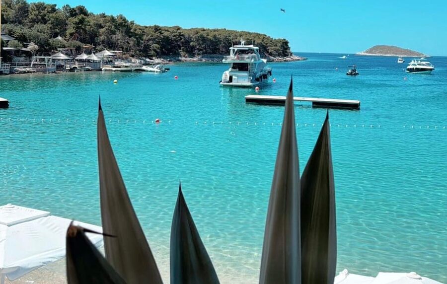 Split: Blue Lagoon, Hvar and 5 Islands Small Group Boat Tour - Milna on Brač: a calm first stop
