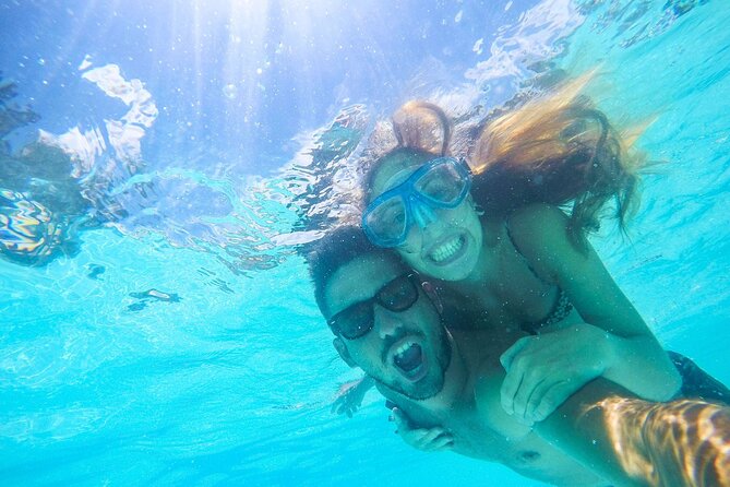 Split: Blue Lagoon, Hvar, Brač, 6 Islands Boat Tour - Small Group - Pakleni Islands and Carpe Diem Beach
