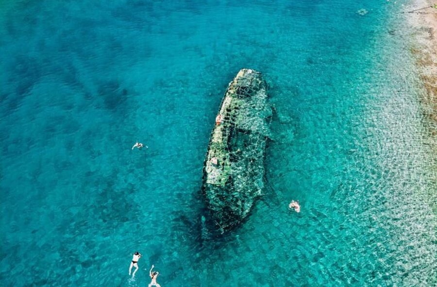 Split: Blue Lagoon, Shipwreck and Šolta with Food and Drinks - Key details that shape the day