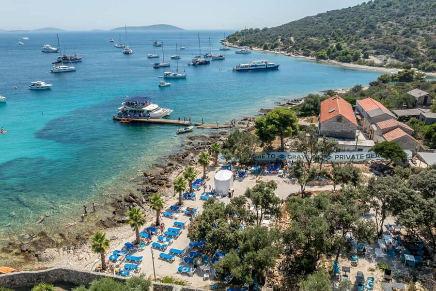 Split: Blue Lagoon, Shipwreck, & Šolta with Lunch & Drinks - Is $68 good value?