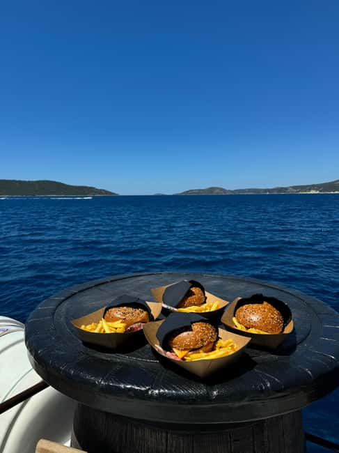 Split: Blue Lagoon Underwater Museum Tour w/Lunch & Drinks - Lunch arrives while the ship is under way