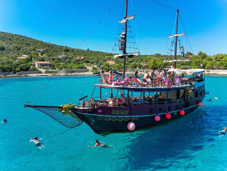 Split: Blue Lagoon Underwater Museum Tour w/Lunch & Drinks - Fumija Bay gives you the first hour in the water