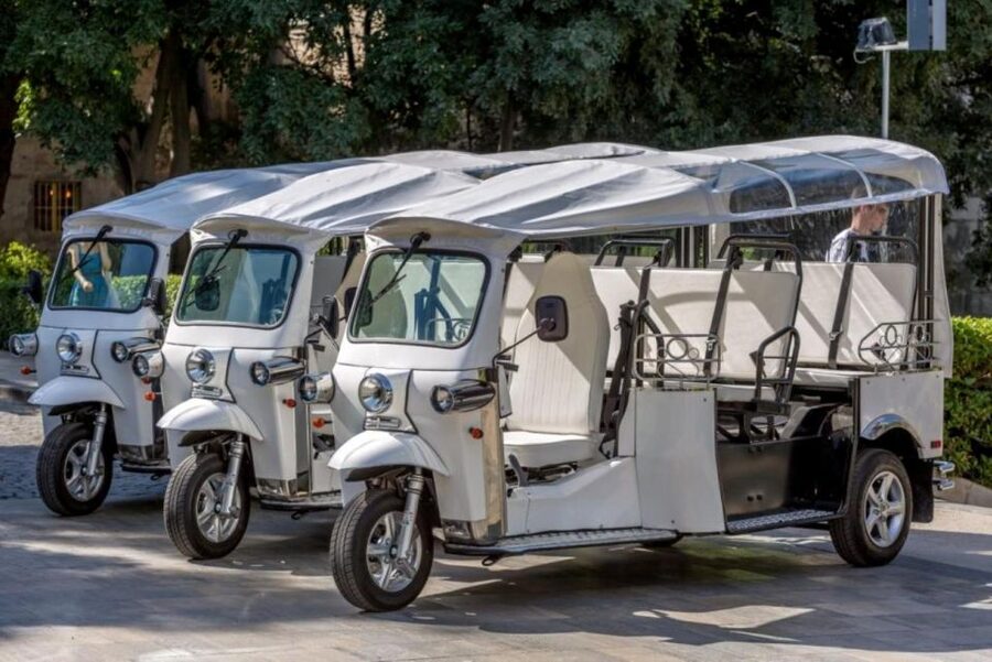 Split: City Highlights Electric Tuk-Tuk Tour - The 15-minute walk through Diocletian’s Palace