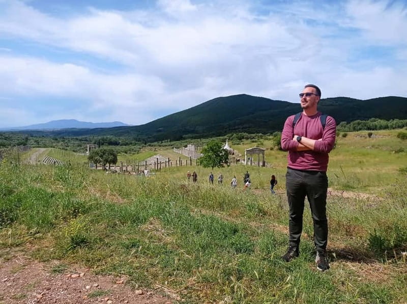 Split: Cultural Walking Tour with Anthropologist Guide - Riva: a brief waterfront connection