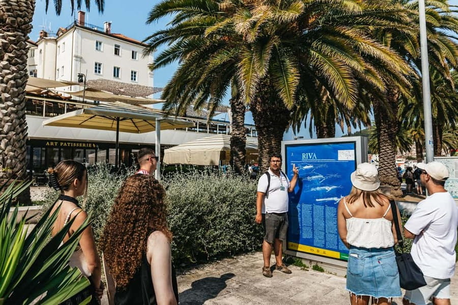 Split: Diocletian Palace & Old Town Guided Walking Tour - The emperor’s private rooms and observatory