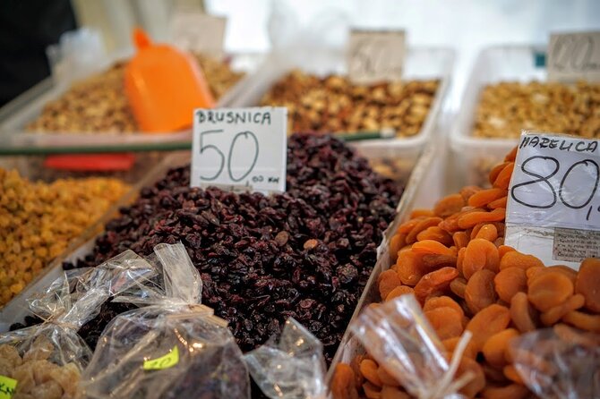 Split: Food Tasting Small Group Tour - Food Included - A family bakery in the Old Town