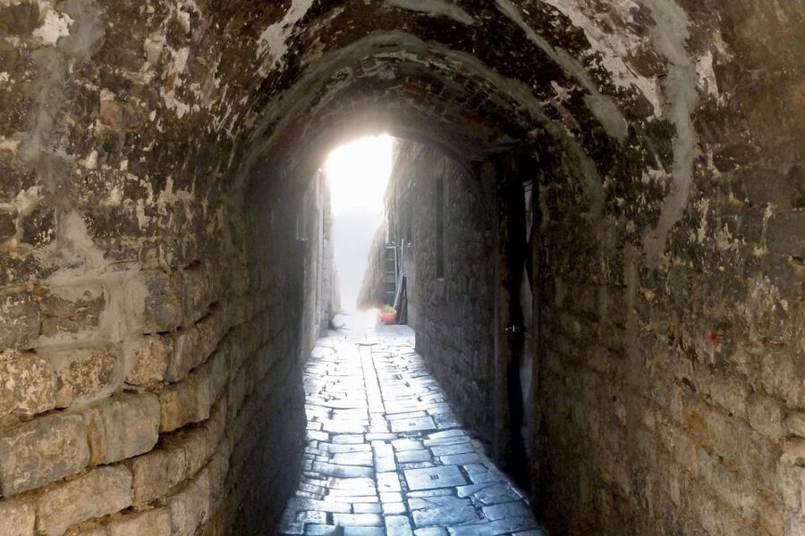 Split: Game of Thrones Tour with Diocletian's Palace Cellar - Is $41 a fair price?