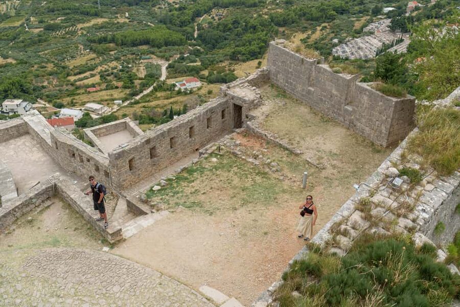 Split: Historical Tour of Salona, Klis Fortress and Trogir - Stella Croatica turns history into a tasting