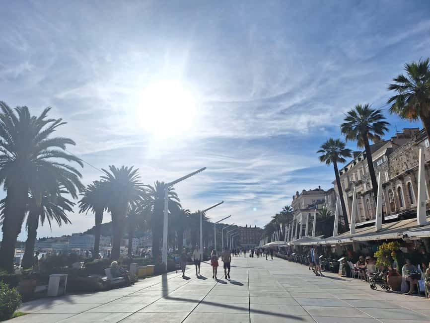 Split: History Walking Tour of the Old Town - The Vestibule and the palace’s human mousetrap