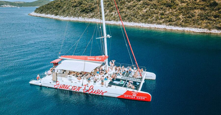 Split: Hvar, Pakleni, Brač & Šolta All-inclusive Tour - A full Adriatic day from Obala Lazareta