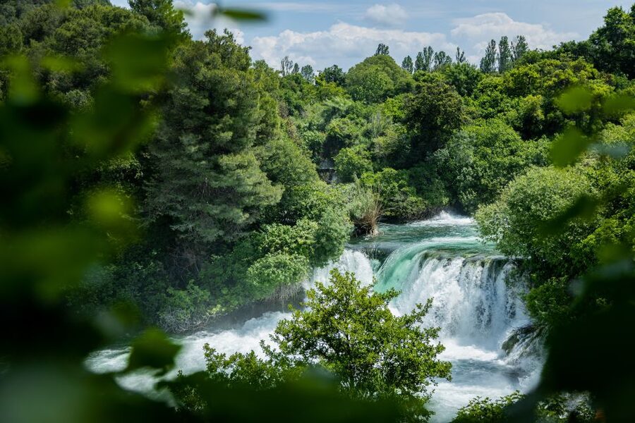 Split: Krka National Park Day Trip with Boat Ride & Swimming - How busy is the park?