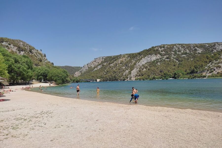 Split: Krka National Park Full-Day Tour with Wine Tasting - Timing, crowds, and the best season