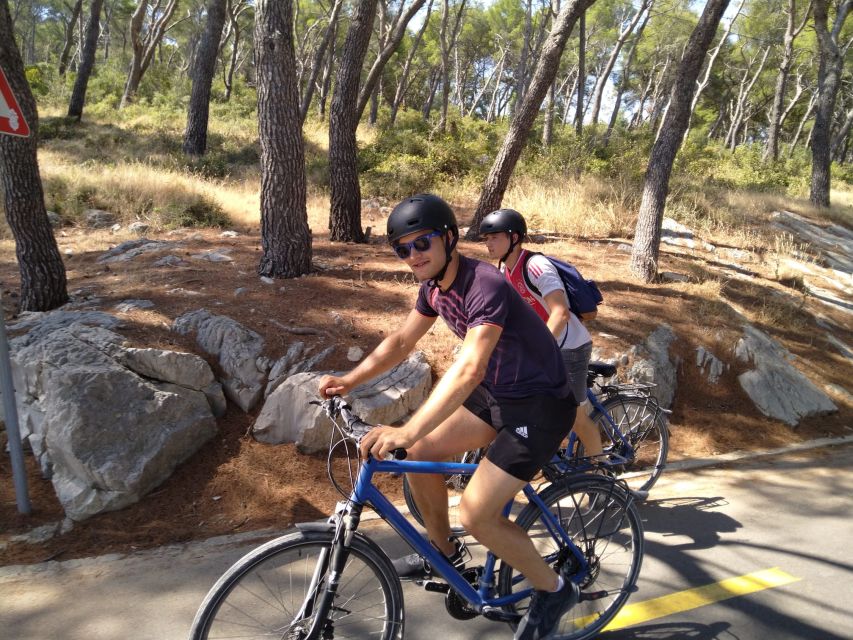 Split: Old Town and Marjan Park Bike Tour - From old town streets to Split’s sports life