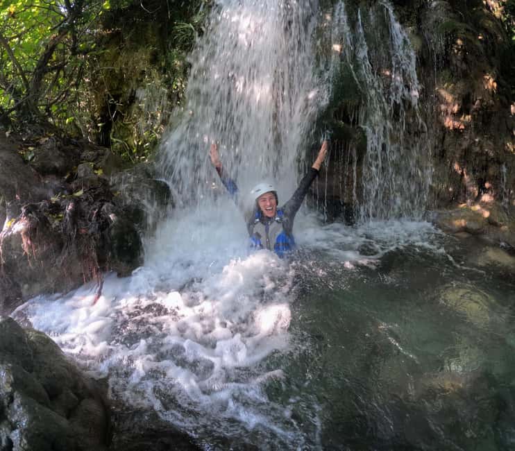 Split/Omiš: Rafting, Cliff Jumping, and Cave Tour - Mario’s guiding style and group size