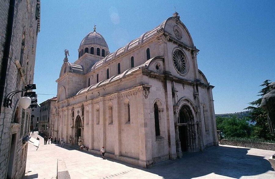 Split or Trogir: Krka Waterfalls & Wine and Food tasting - Why this Split or Trogir day trip works