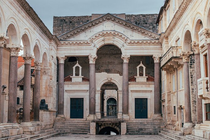 Split Palace & Old Town -Private walking tour- Entrance included - Key points to know before booking