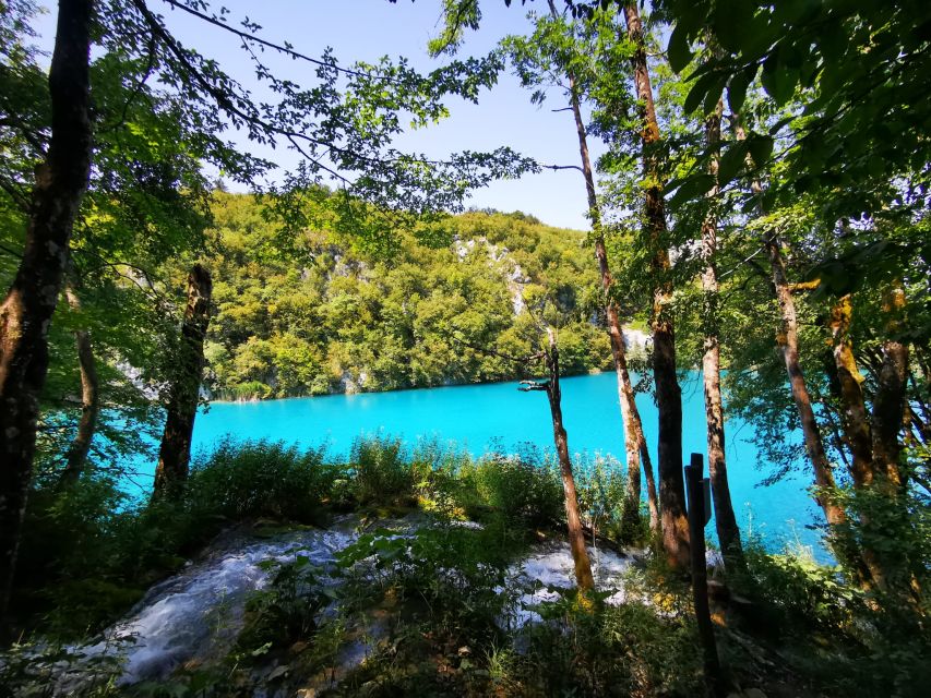 Split: Plitvice Lakes Guided Day Tour with Entry Tickets - Five hours in the park: enough or too rushed?