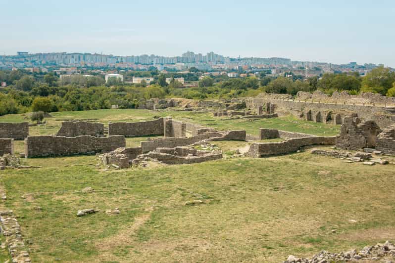 Split: Private tour to Salona, Vitturi castle and Trogir - Salona: Roman Dalmatia in open-air ruins