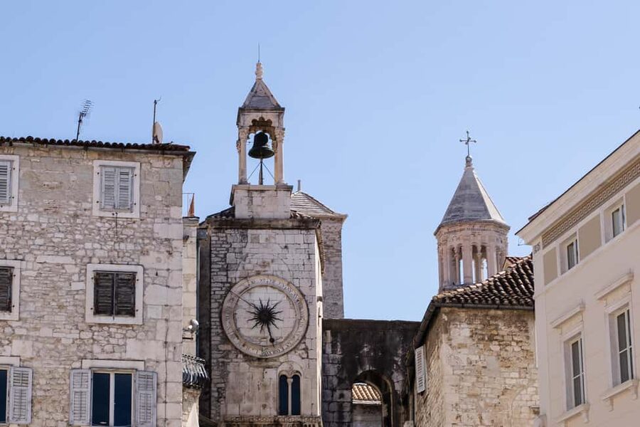 Split: Private Walking Tour for Families with kids (5-17y) - What the private price means for your family