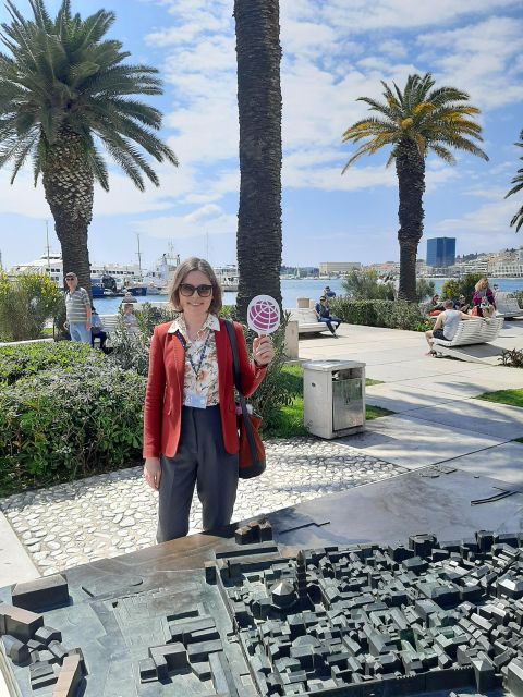 Split: Private Walking Tour in the Historical Town Center - Peristil and the Cathedral of Saint Domnius