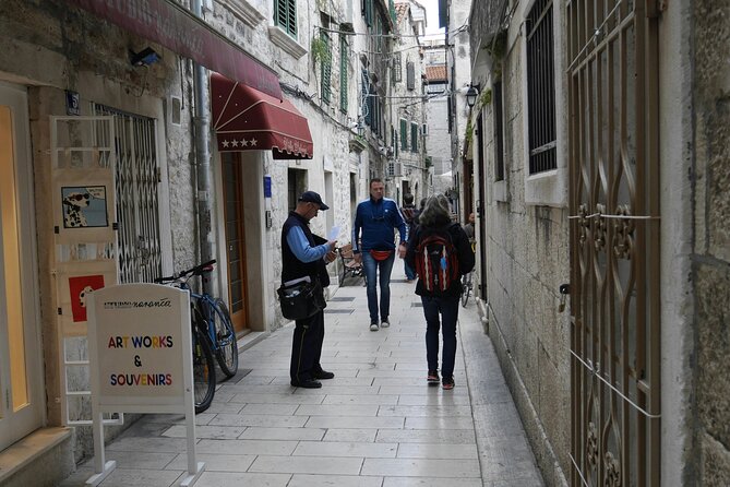 Split Private Walking Tour with a Local - How much history will you receive?