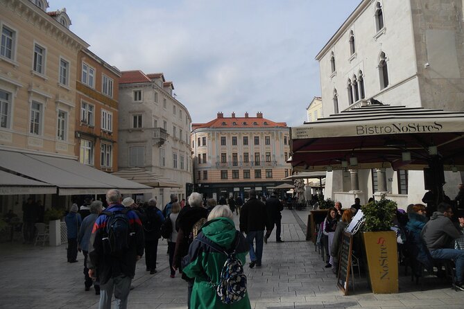 Split Private Walking Tour with a Local - Who will get the most from this private walk?