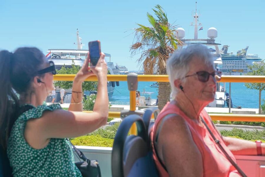 Split: Red Line Panoramic Tour with Sightseeing Bus - From the Riva to Bačvice Beach