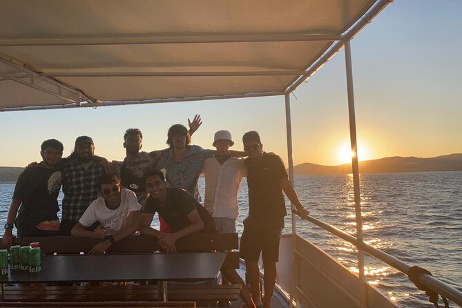 Split Riviera Panoramic Sunset Cruise with Summer Vibes on Boat - What the cruise does well