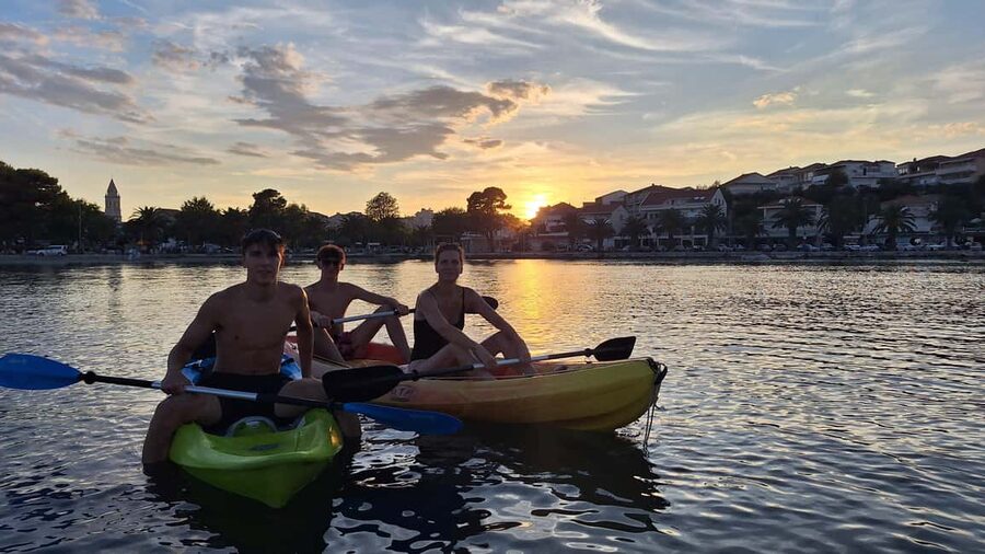 Split: Sunset Guided Kayaking Tour - Guides, photos, and the feel of the group