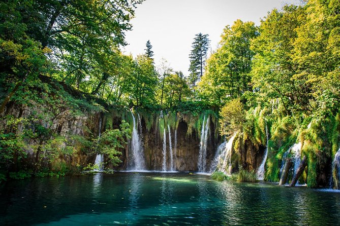 Split to Zagreb Group Transfer with Plitvice Lakes guided tour - Why Plitvice works as a transfer stop